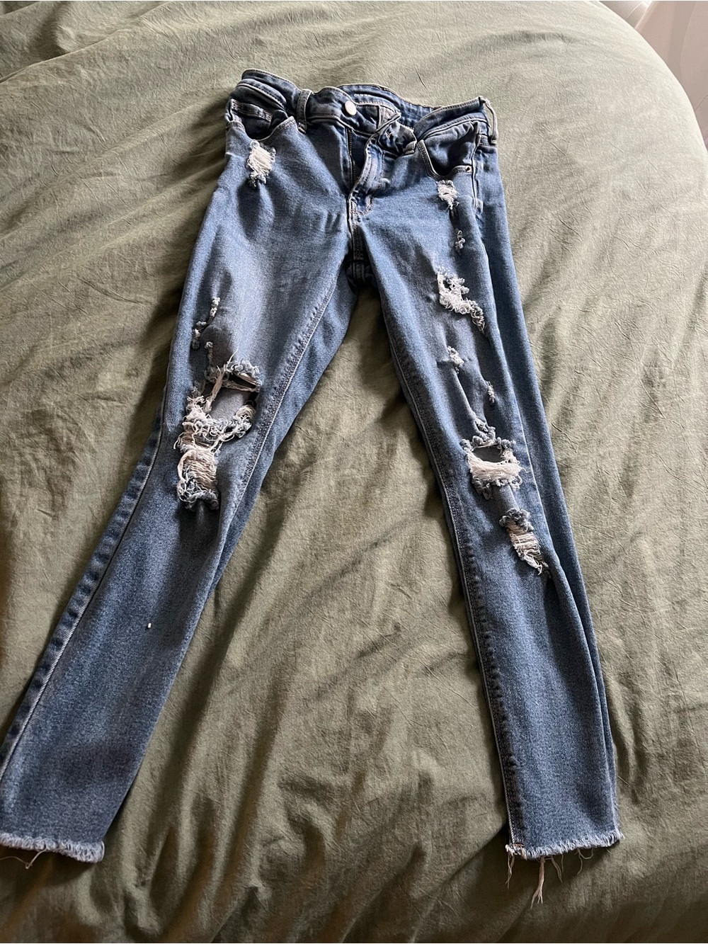 Old Navy Blue Women’s Ripped Jeans